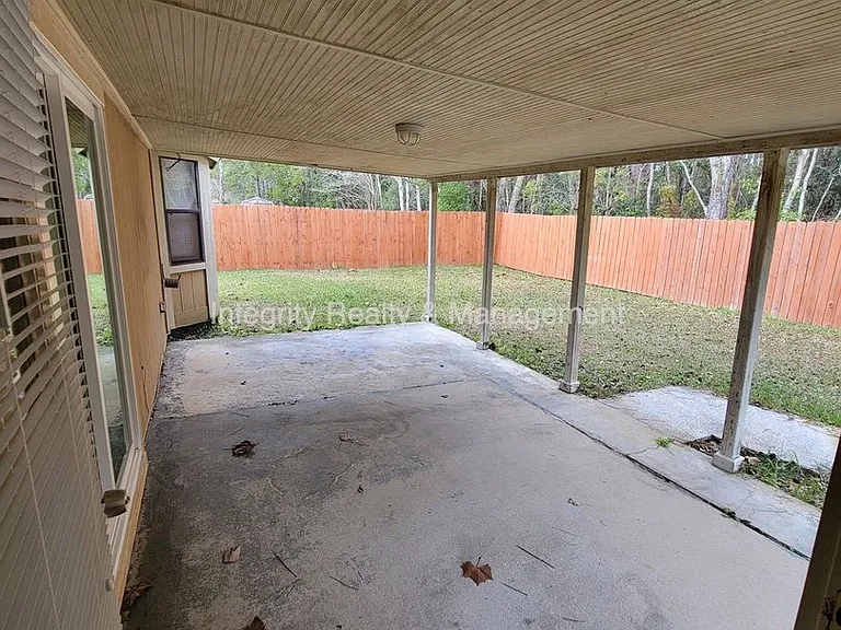 7519 Allspice Cir N — Photo 24