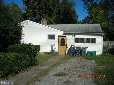 208 Thornridge Dr, Levittown, PA, 19054