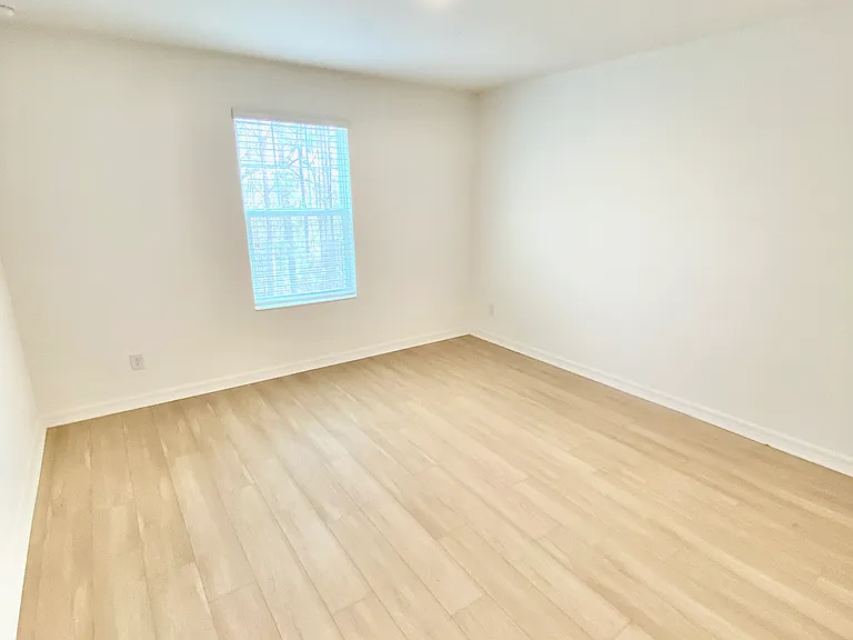 182 Glass Onion Dr — Photo 31