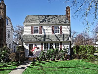 47 Cambridge Ave, Garden City, NY, 11530