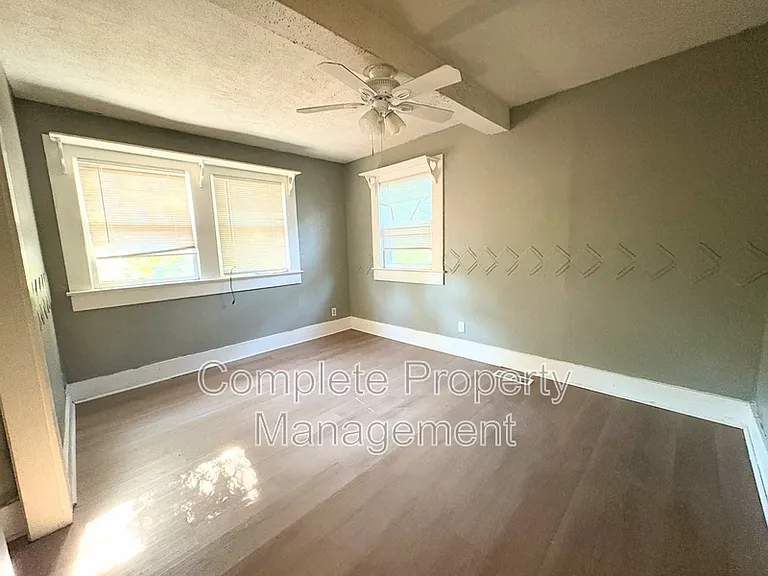 8149 1st Ave S — Photo 9