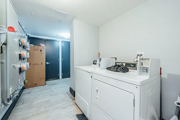 Rented by Nooklyn NYC LLC | media 3
