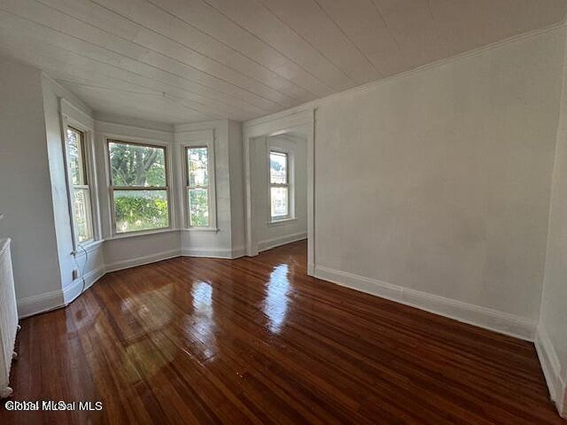 5th image of 265 Western Avenue