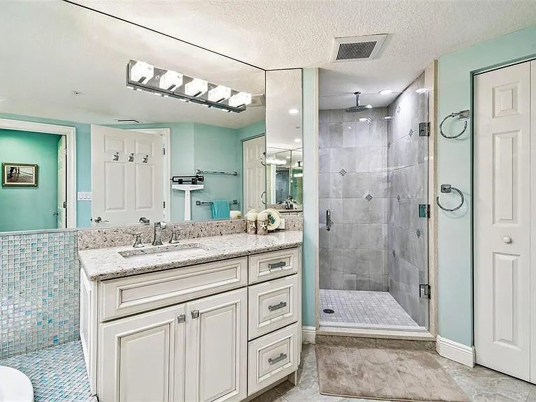 16750 Gulf Blvd #315-A — Photo 18