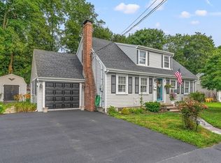 4 Beverly Hills Ave, Beverly, MA 01915