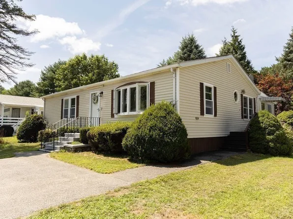 7 Green Holly Dr, Kingston, MA 02364