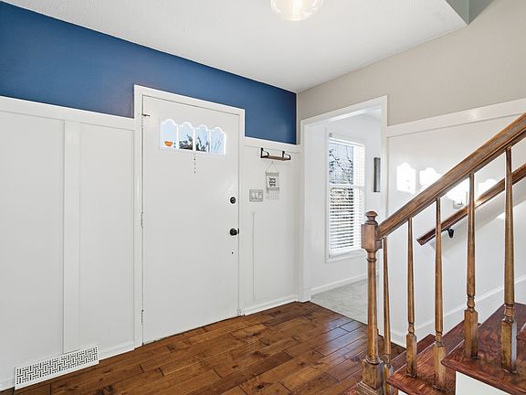 5th image of 2711 Pomona Ct