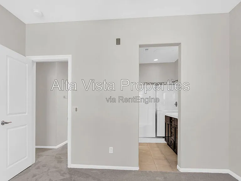 2346 Sentinel Ln — Photo 12