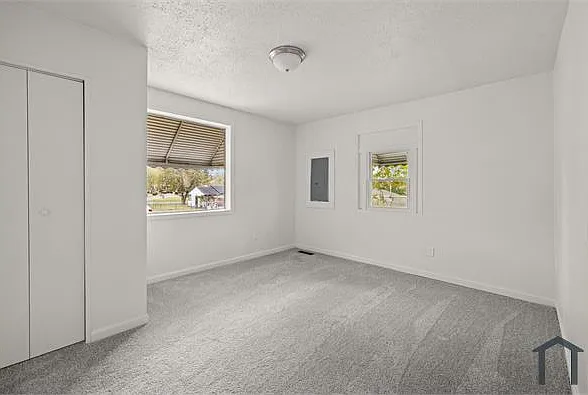 1893 Princeton Ct SW — Photo 10