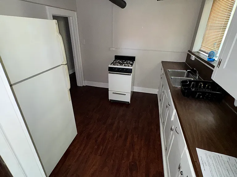 598 Blaine Ave #5 — Photo 8