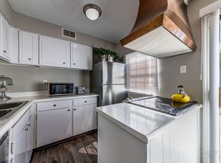 Warson Village Townhomes, Saint Louis, MO 63132