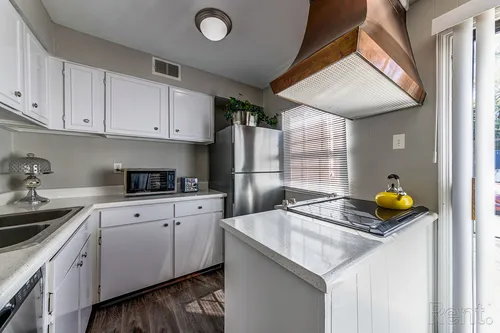 Warson Village Townhomes Photo 1 Warson Village Townhomes Photo 1