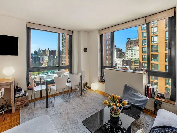 1 Irving Pl APT V15g, New York, NY 10003
