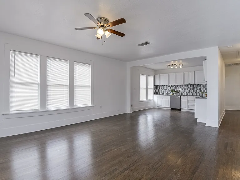 3000 S Jennings Ave #3000 — Photo 6