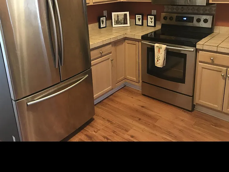 2436 Fulford Ct — Photo 3