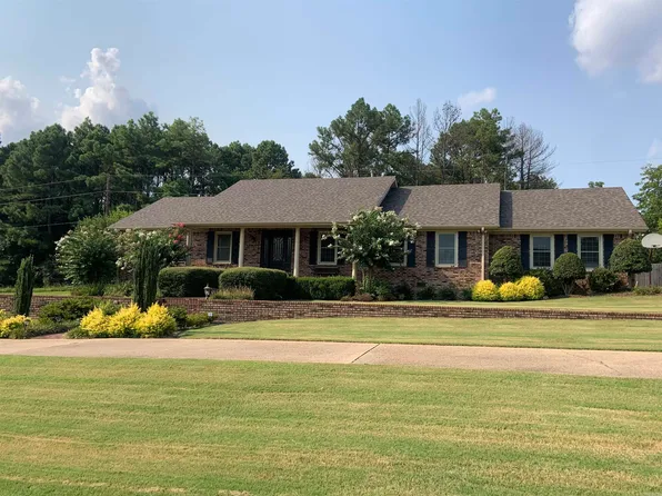 1901 Marlanita Dr, Paragould, AR 72450