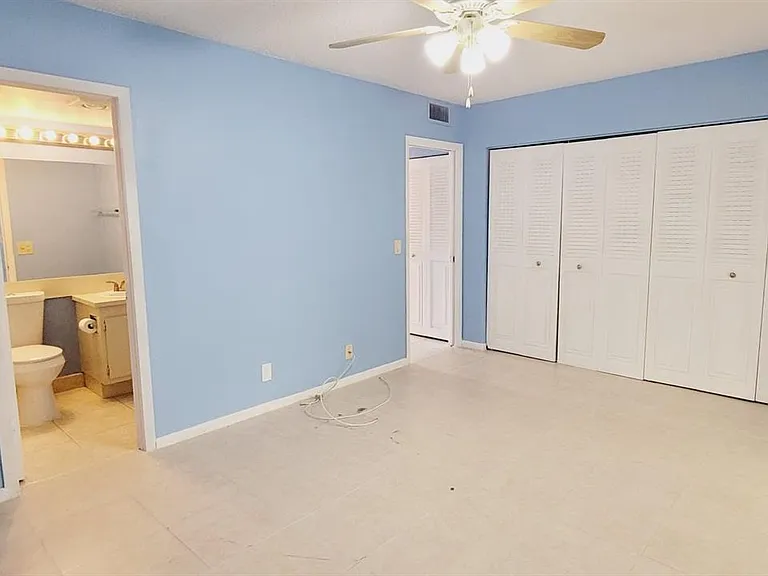 534 Mansfield M #534 — Photo 17