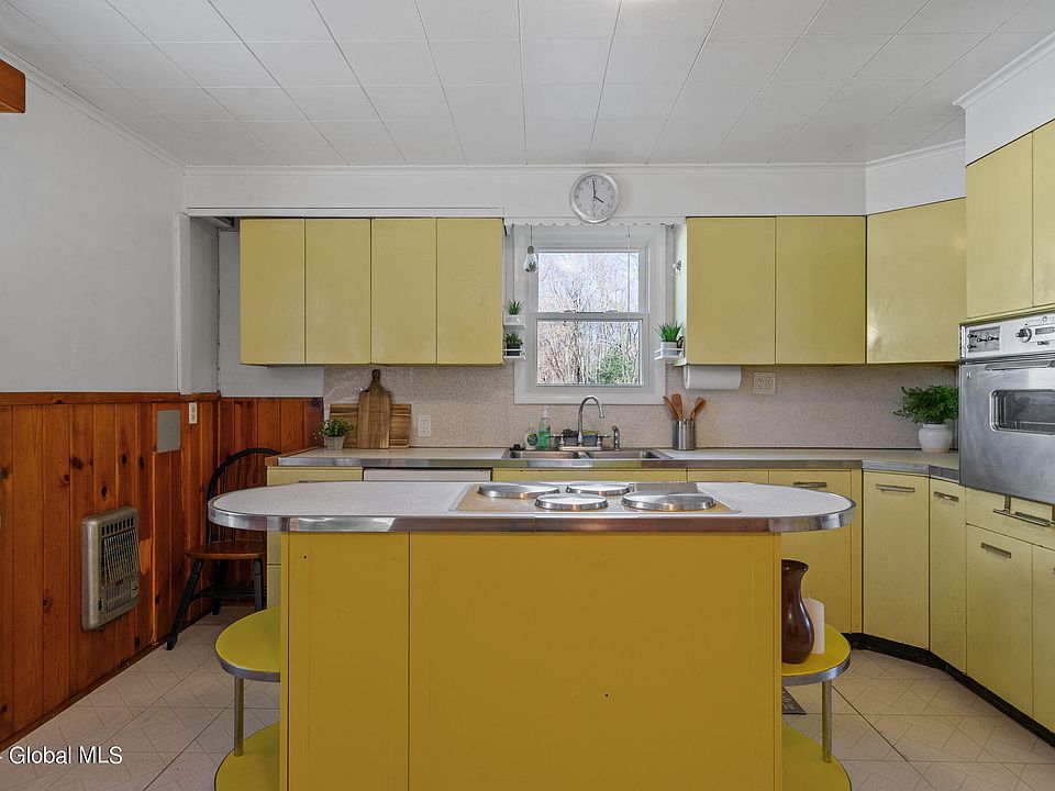 7112 Fuller Station Road, Schenectady, NY 12303 Zillow