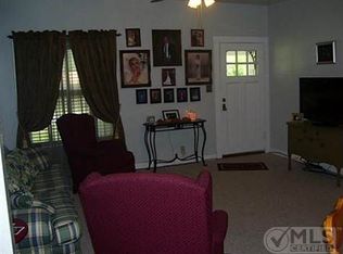 2001 Franklin St, Bonham, TX 75418