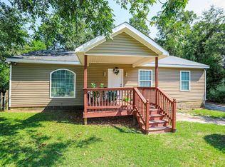 316 Robins Dr, Warner Robins, GA 31088