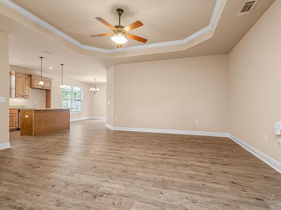 5th image of 840 Oak Aly
