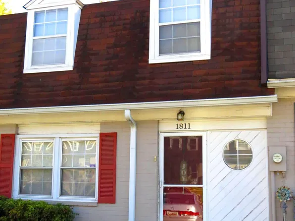 1811 Dutch Village Dr Unit K-342, Landover, MD 20785