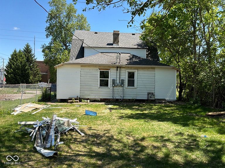 Listing photo 4
