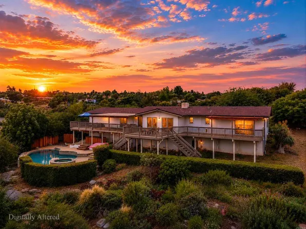 1052 Ranchito Vis, Alpine, CA 91901
