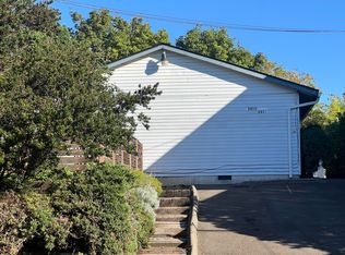 2433 SE Clinton St, Portland, OR 97202