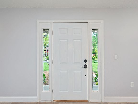 4th image of 2987 Albatross Dr