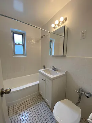 Rented by Contact Realty | media 21