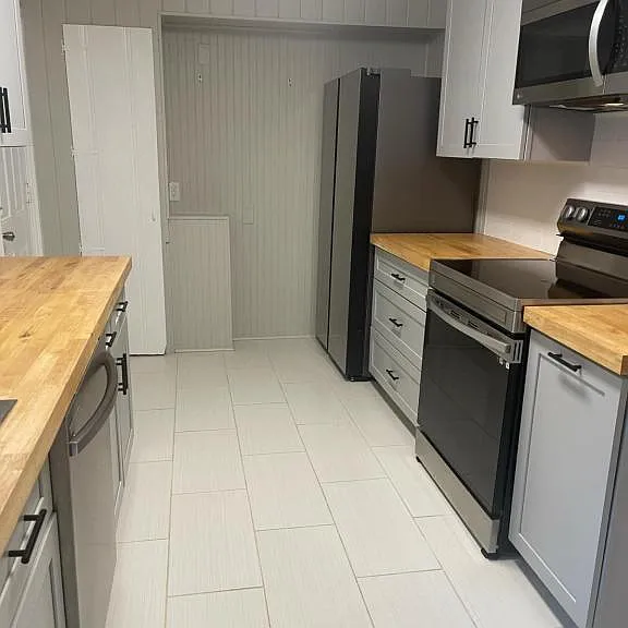 151 Village Cir W — Photo 12