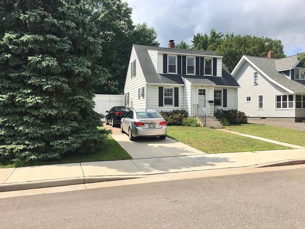 516 Churchill St Eau Claire Wi 54703 Mls 5278755 Zillow