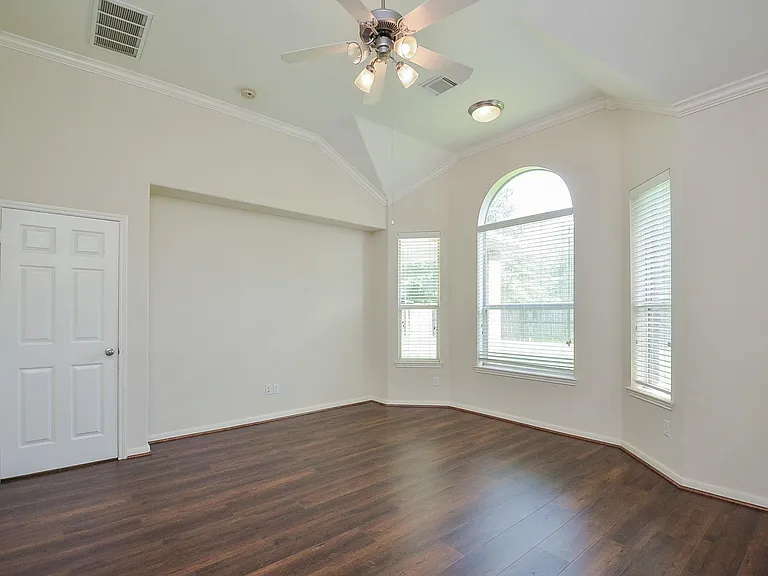 5218 Lacey Oak Meadow Dr — Photo 20