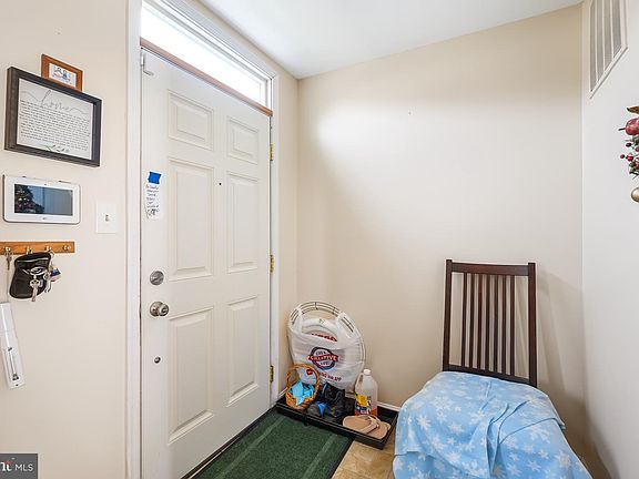 4th image of 12863 Hunterbrook Dr