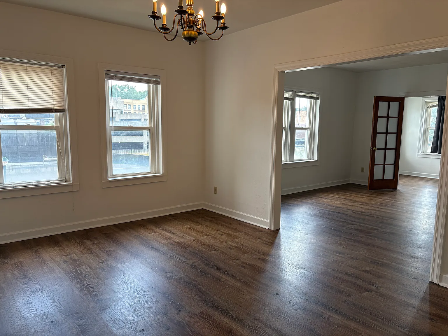 3 bed, 1200 sqft, $1,500 — Photo 2
