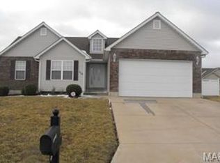 610 Sumpter Dr, Farmington, MO 63640