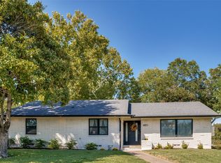 6851 Whitehill St, Dallas, TX 75231