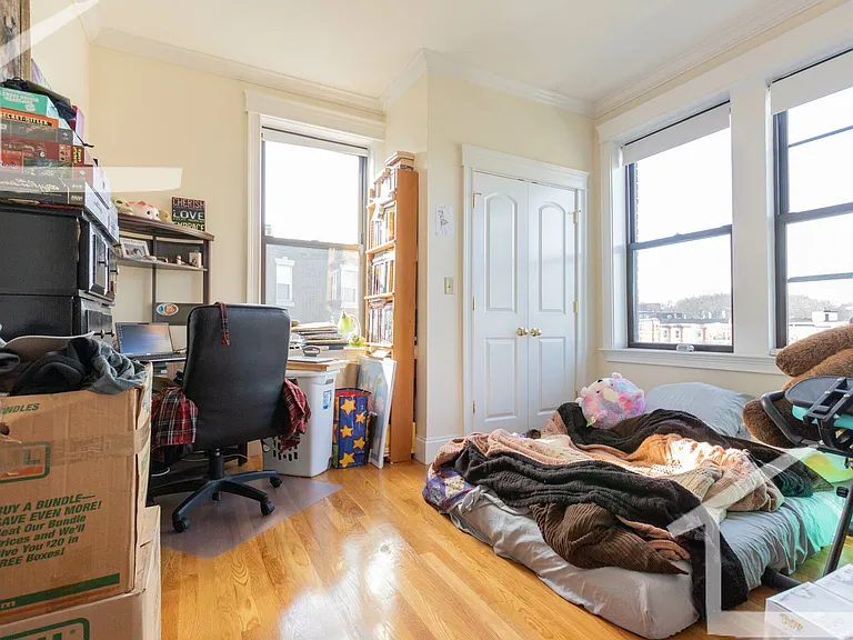 1360 Commonwealth Ave #5D — Photo 10