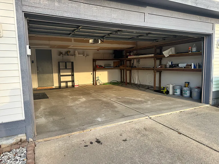 915 Huntclub Blvd — Photo 20