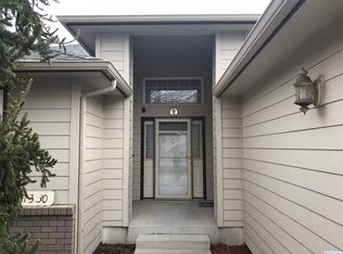 1330 Canyon Ave, Richland, WA 99352