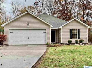 305 Jacks Rd, New Market, AL 35761