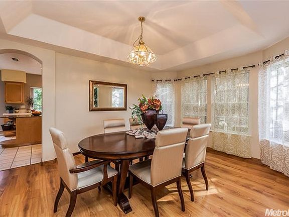 3rd image of 3149 Brackenwood Pl