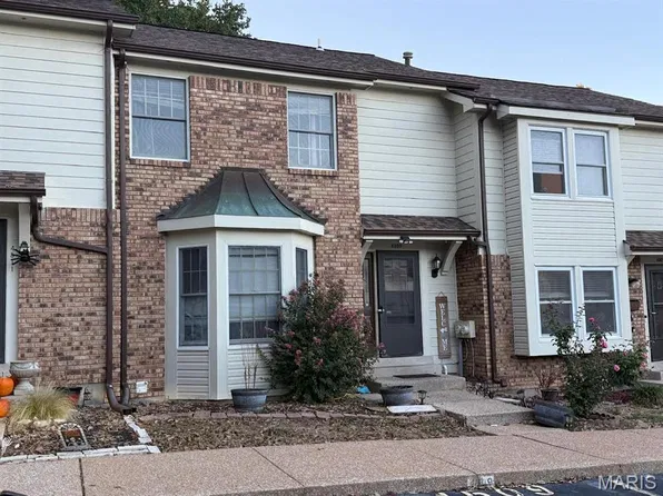 4509 Pegasus Dr, Saint Louis, MO 63129