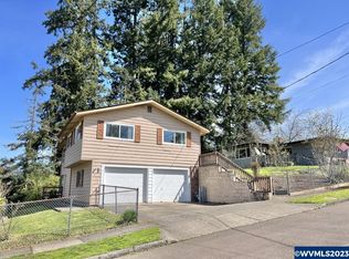 1840 Grape St, Sweet Home, OR 97386