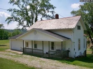 2504 Wainwright Rd SE, New Philadelphia, OH 44663