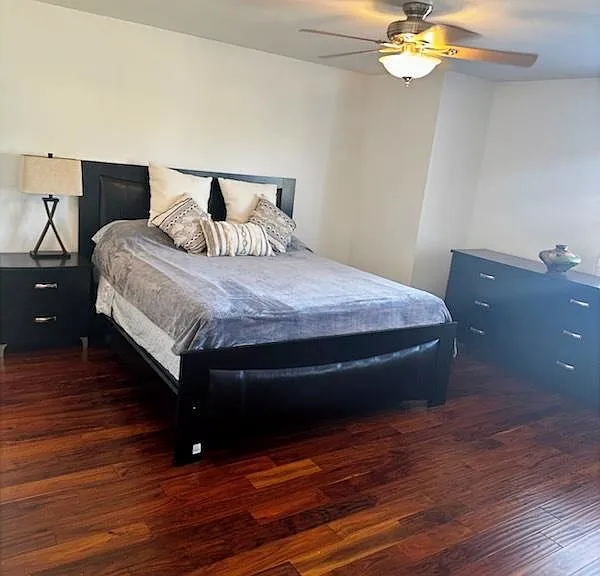 708 Brighton Ct — Photo 2
