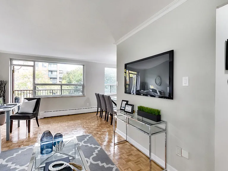 460 Eglinton Ave E #503 — Photo 64