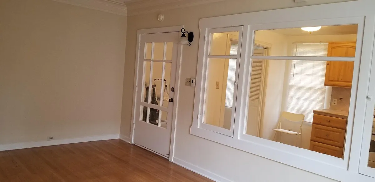 Living Room - S Oak Knoll Ave