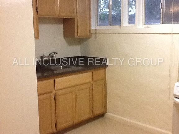 5th image of 1621 Kathleen Ave